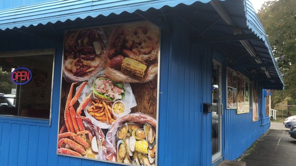 Crab dishes served in a relaxed dining room